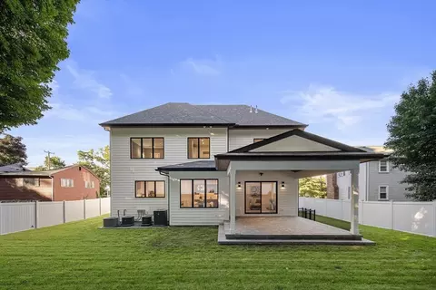 741 Greendale Ave, Needham, MA 02492 photo 9