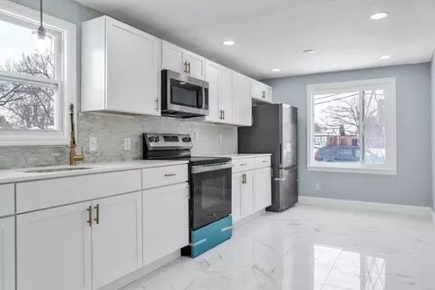 Kitchen - 138 Ardmore St, Springfield, MA 01104 photo 3 of 3