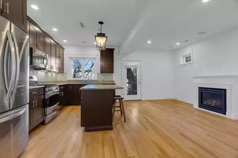 590 E 3rd St #2, Boston, MA 02127 photo 2