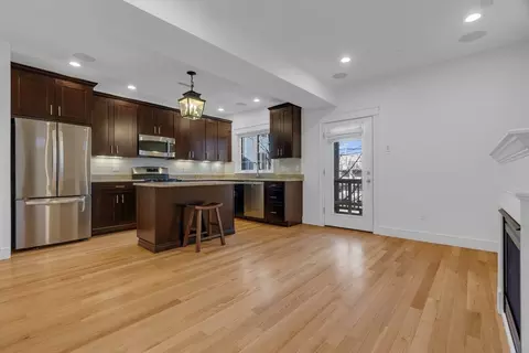 590 E 3rd St #2, Boston, MA 02127 photo 7