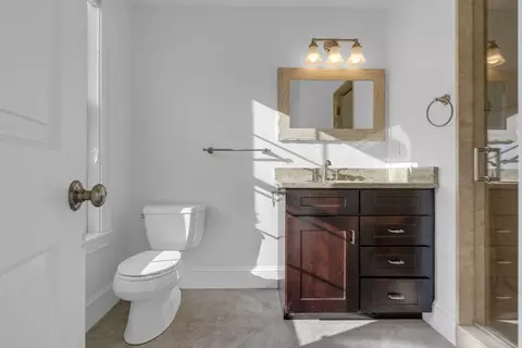 590 E 3rd St #2, Boston, MA 02127 photo 15