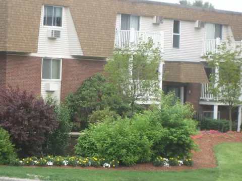 135 E Main St #R-10, Westborough, MA 01581