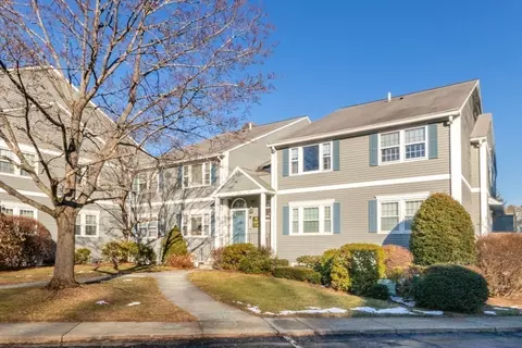 34 Washington Grn #6, Walpole, MA 02032