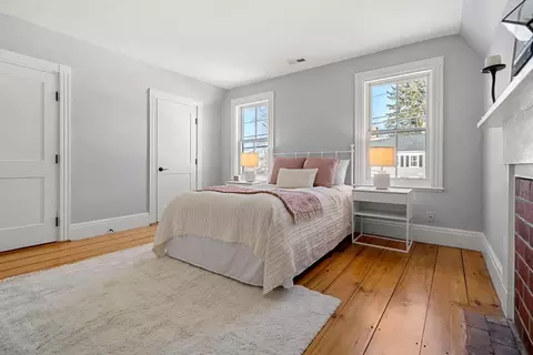 Bedroom - 201 Main St, Rowley, MA 01969 photo 4 of 6