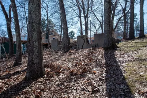 38 Taylor St, Georgetown, MA 01833 photo 5