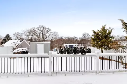 Exterior - 25 Lothrop St, Saugus, MA 01906 photo 3 of 4