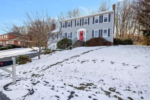 176 Roundtop Rd, Marlborough, MA 01752
