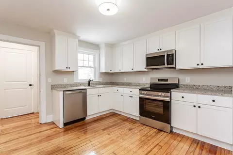 115 Montgomery St, Fall River, MA 02720 photo 9
