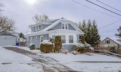 115 Montgomery St, Fall River, MA 02720 photo 3