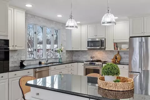 30 Duck Rd, Reading, MA 01867 photo 15