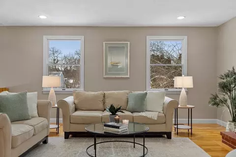 30 Duck Rd, Reading, MA 01867 photo 7