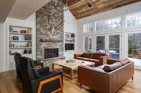 9 Tillinghast #9, Hingham, MA 02043 photo 6