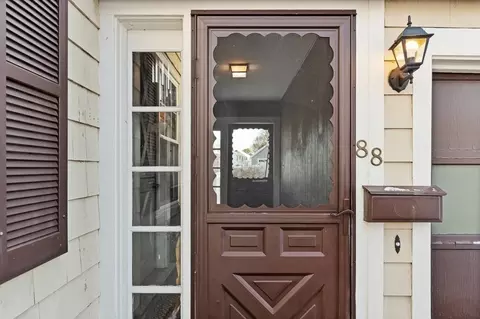 Entry Way - 88 Wescroft Rd, Reading, MA 01867 photo 1 of 2