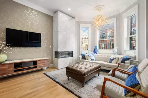 10 Gloucester St #1, Boston, MA 02115