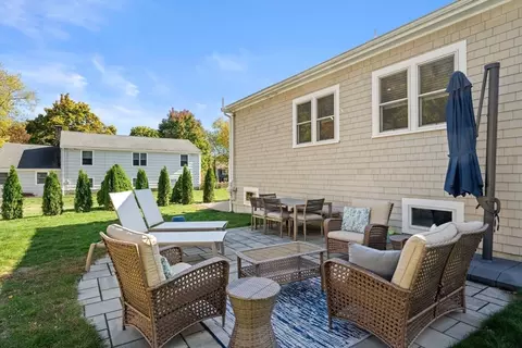 Exterior - 14 Leonard St, Hingham, MA 02043 photo 2 of 2