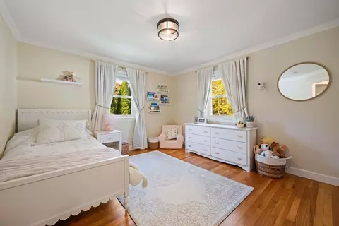 Bedroom - 14 Leonard St, Hingham, MA 02043 photo 1 of 5