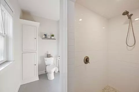 Bath - 14 Leonard St, Hingham, MA 02043 photo 2 of 2