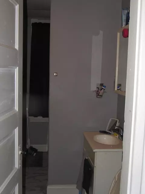 Bath - 1 Lund St, Worcester, MA 01607 photo 1 of 2