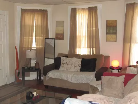 Living - 1 Lund St, Worcester, MA 01607 photo 1 of 4