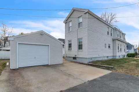 17 Griffin St, Springfield, MA 01104 photo 23