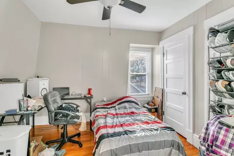 17 Griffin St, Springfield, MA 01104 photo 15