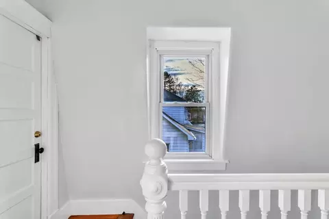 17 Griffin St, Springfield, MA 01104 photo 17