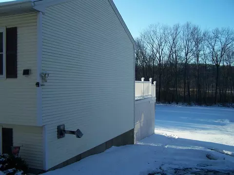 35 Bigelow Rd, Webster, MA 01570 photo 3