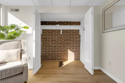 1856 Beacon St #PHD, Brookline, MA 02445 photo 23