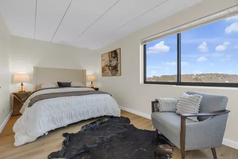 1856 Beacon St #PHD, Brookline, MA 02445 photo 14