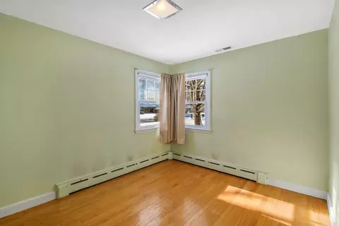 Bedroom - 214 Acrebrook Rd, Springfield, MA 01129 photo 5 of 6