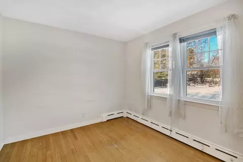 Bedroom - 214 Acrebrook Rd, Springfield, MA 01129 photo 1 of 6