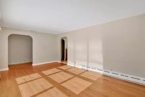 Living - 214 Acrebrook Rd, Springfield, MA 01129 photo 5 of 5
