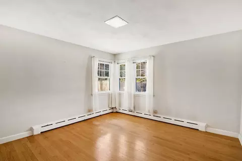 Bedroom - 214 Acrebrook Rd, Springfield, MA 01129 photo 3 of 6