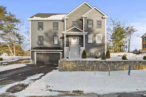 2 Darby Ln, Wilmington, MA 01887