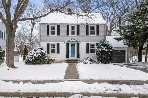 453 Nahatan St, Norwood, MA 02062