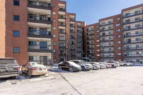 90 Quincy Shore Dr #310, Quincy, MA 02171