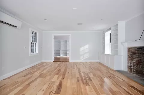 Living - 489 Main St, Hingham, MA 02043 photo 7 of 9