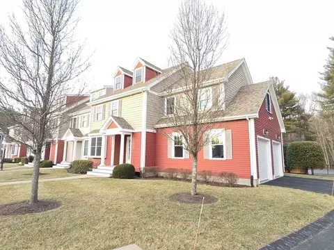 1601 Bay St #705, Taunton, MA 02780