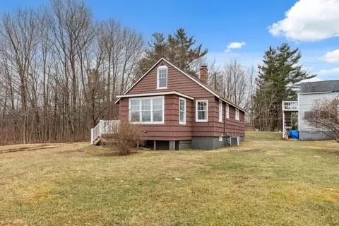 21 Kaolin Rd, Blandford, MA 01008