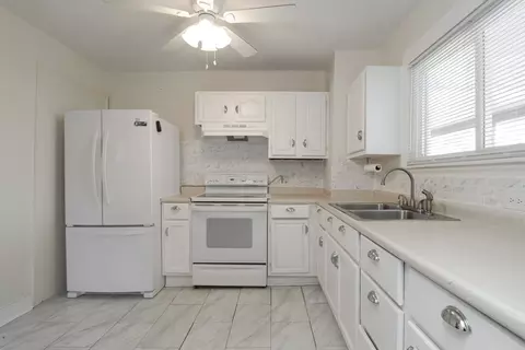 3 Mortimer St, Springfield, MA 01109 photo 15