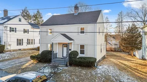 18 Lincoln St, Webster, MA 01570 photo 3