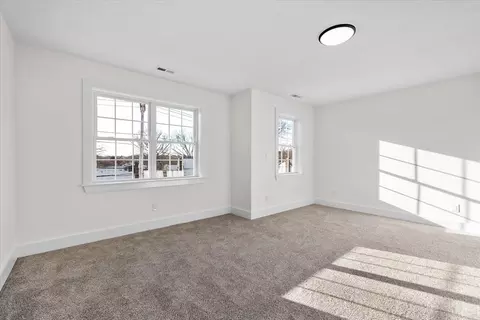 89 Boston Ave, Worcester, MA 01604 photo 12