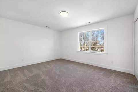 89 Boston Ave, Worcester, MA 01604 photo 16