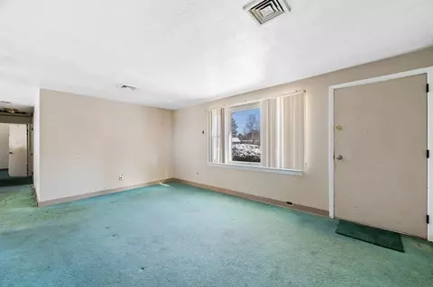Living - 43 Coolidge Rd, Danvers, MA 01923 photo 1 of 3