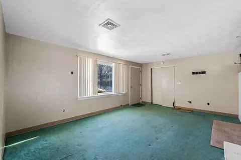 Living - 43 Coolidge Rd, Danvers, MA 01923 photo 2 of 3