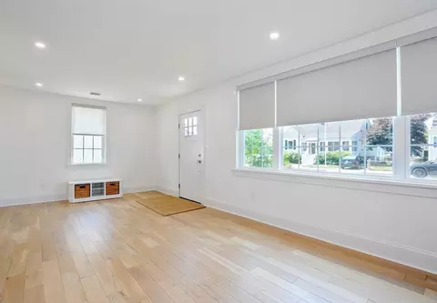 Living - 74 Samoset Ave, Hull, MA 02045 photo 2 of 3