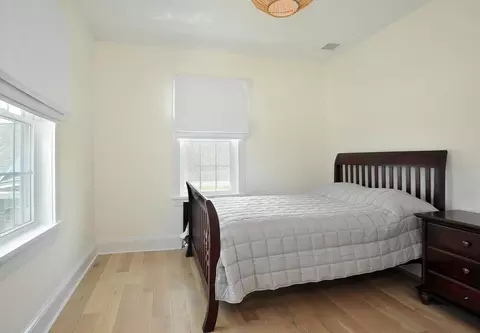 Bedroom - 74 Samoset Ave, Hull, MA 02045 photo 5 of 5