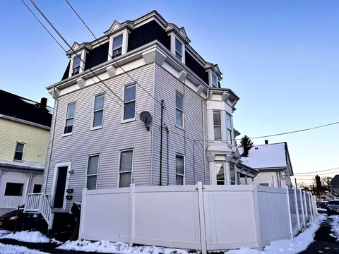 51 Franklin St, Haverhill, MA 01830