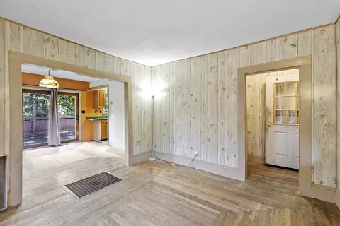 Living - 150 Brickyard Rd, Athol, MA 01331 photo 2 of 4