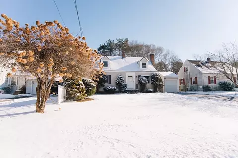 Exterior - 75 Lumae St, Springfield, MA 01119 photo 4 of 7